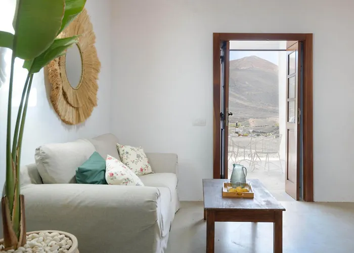 De La Geria Holiday home